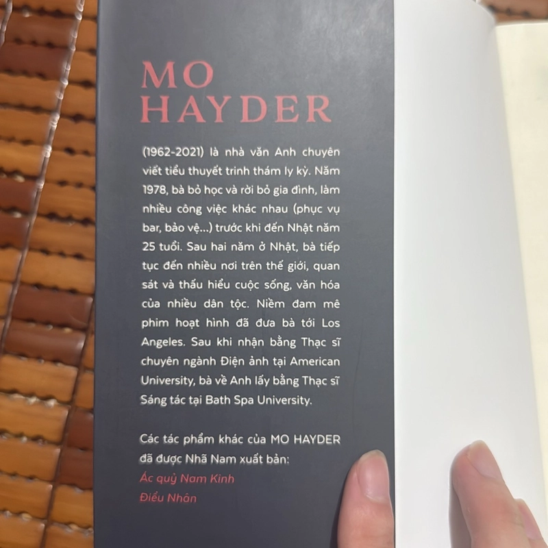 Quỷ lùn - Mo Hayder 523658