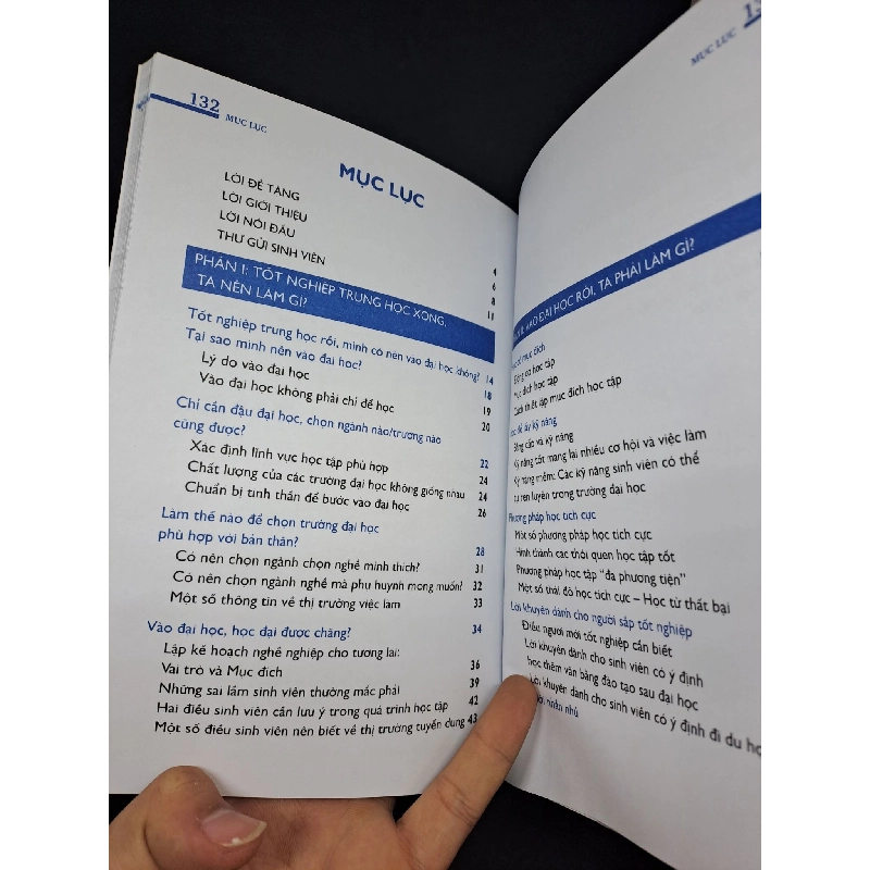 Departure khởi hành Giáo sư John Vu 2019 mới 90% HCM1608 911710