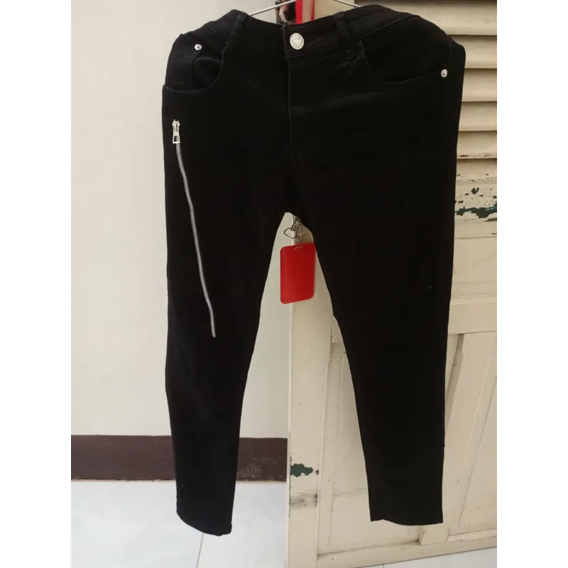 Skinny jeans dây khóa kéo đùi 719364