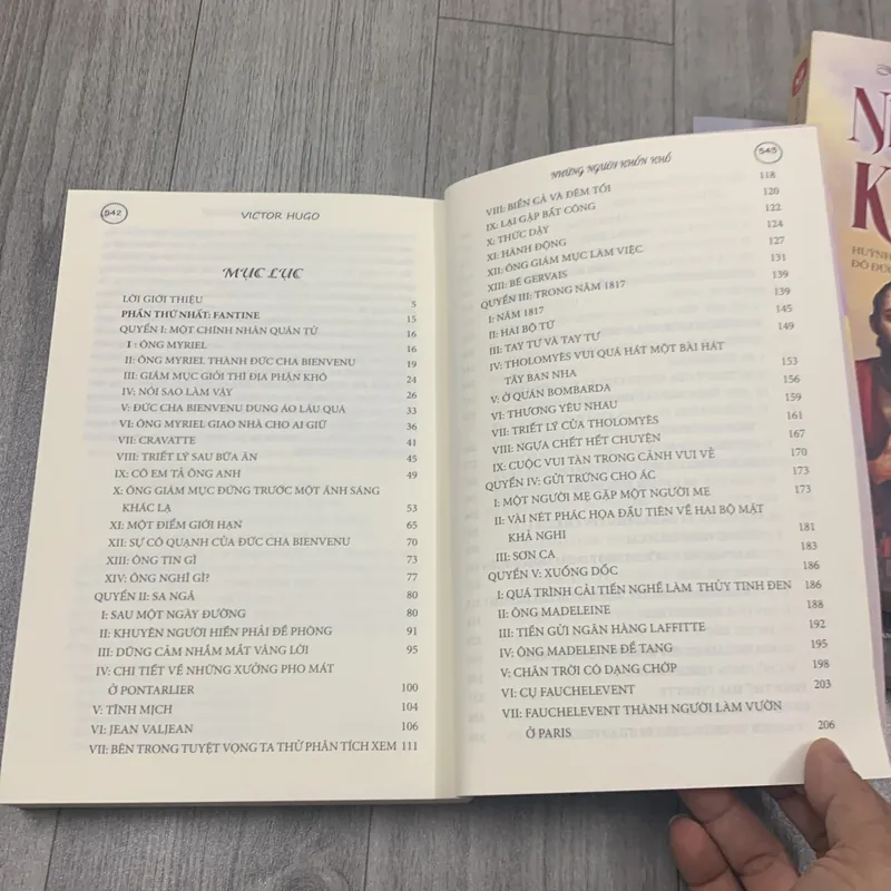 Những người khốn khổ - vitor hugo. 7a1 731150
