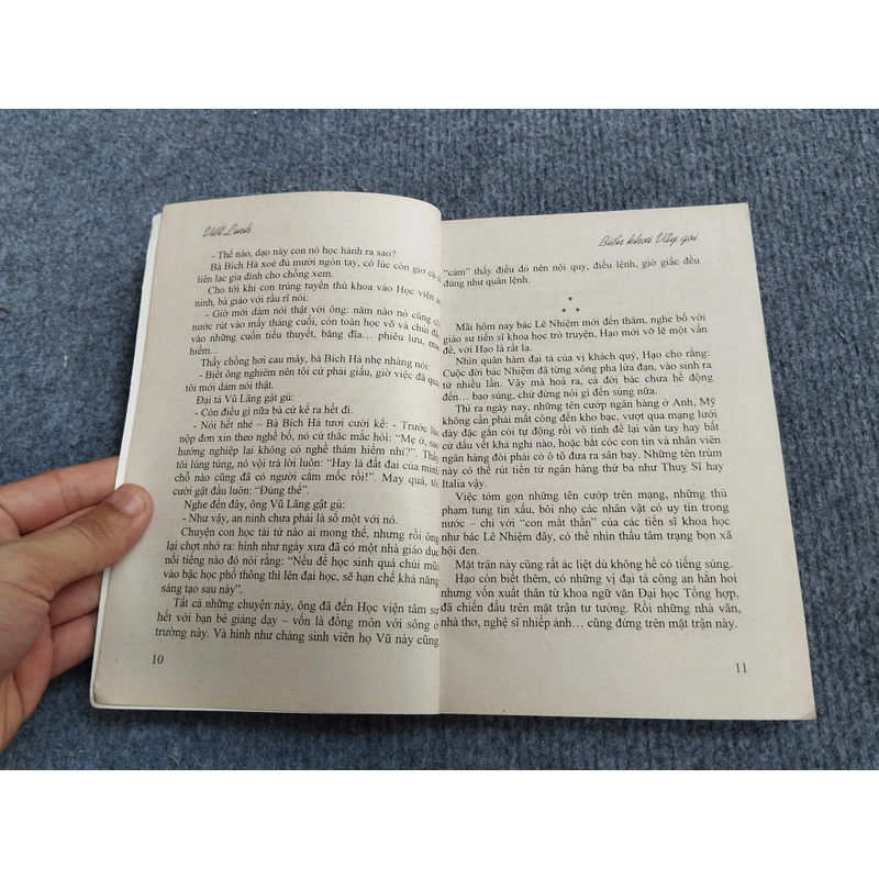 BIỂN KHƠI VẪY GỌI - VIẾT LINH 469833