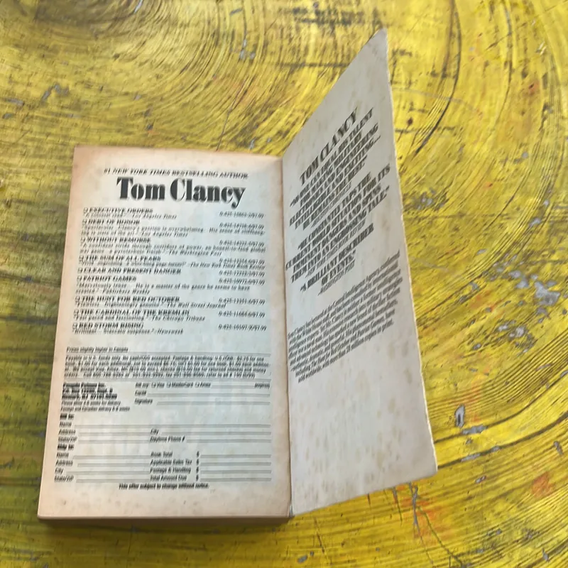 THE HUNT FOR RED OCTOBER- TOM CLANCY 674274