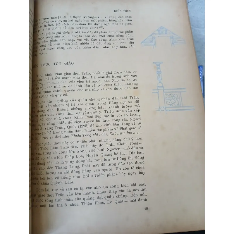 MỸ THUẬT THỜI TRẦN - NGUYỄN ĐỨC NÙNG  775820