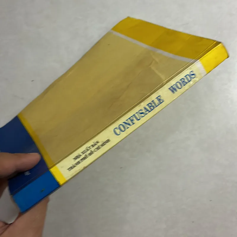 Những từ tiếng Anh dễ nhầm lẫn (ẩm) 720575