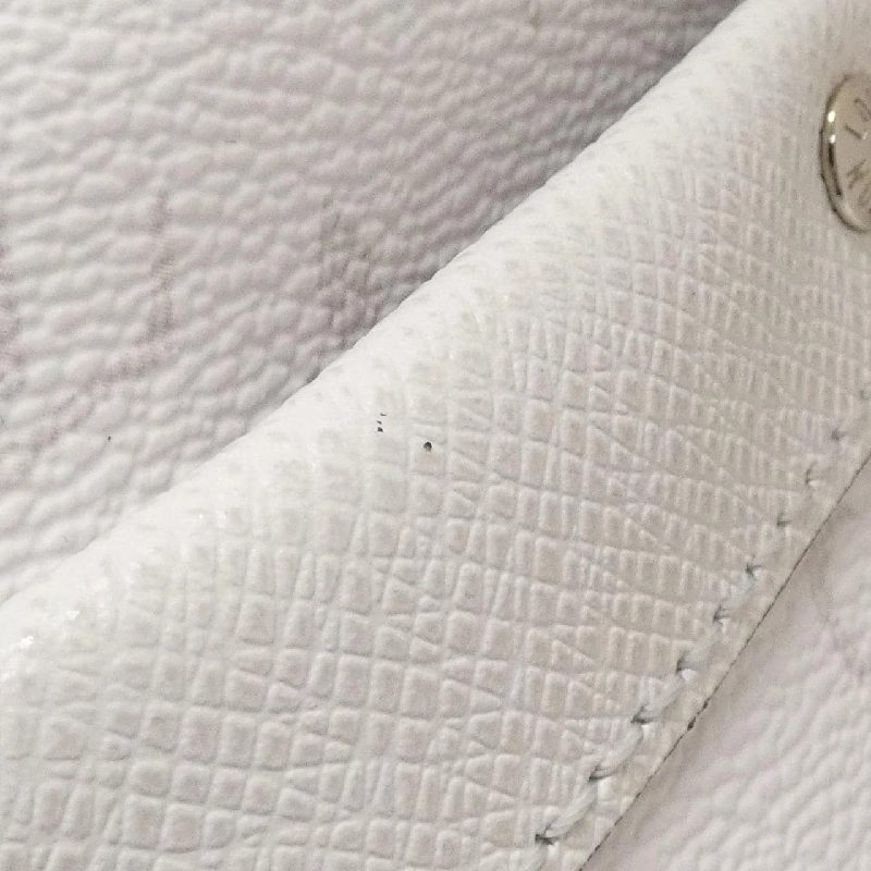 Túi đeo chéo Louis Vuitton Taiga Lama Alpha M31069 613401