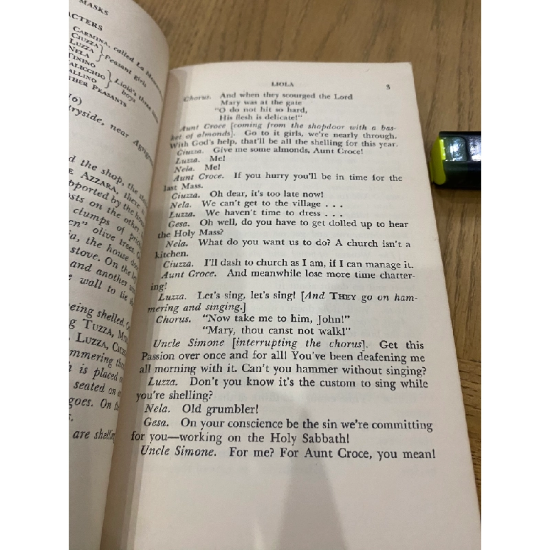 Naked Masks - Luigi Pirandello 538210