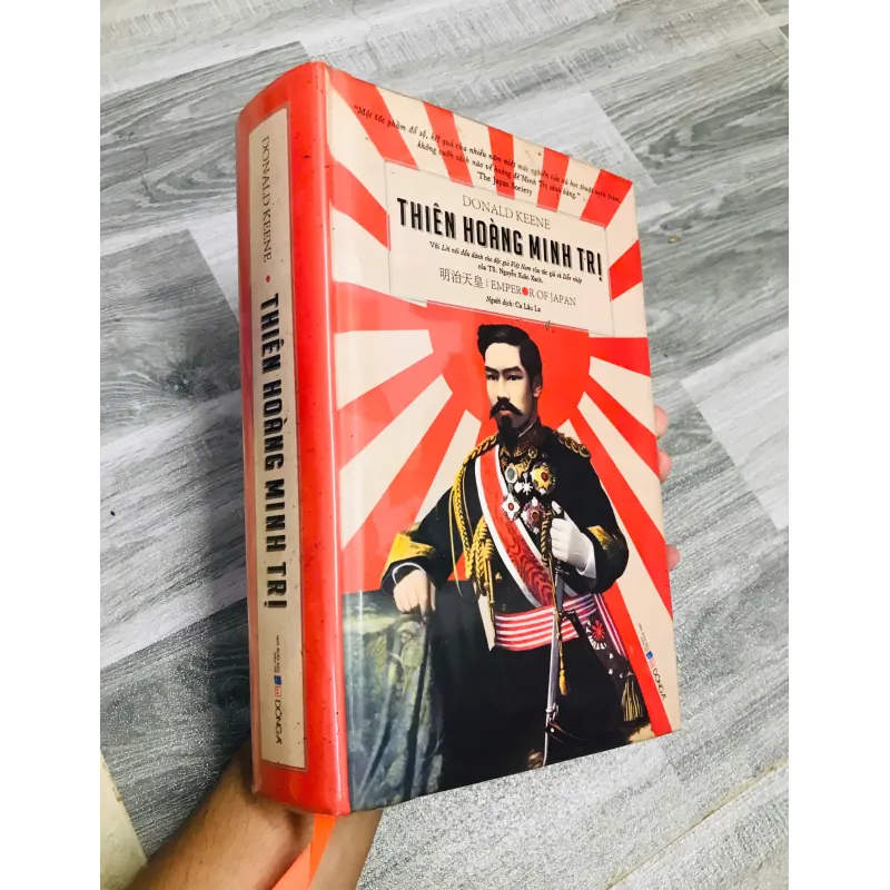 THIÊN HOÀNG MINH TRỊ - Donald Keene 753113