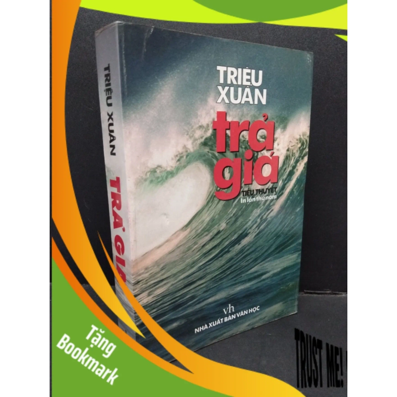 (TẶNG BOOKMARK) Trả giá mới 70% bẩn bìa, ố vàng 2004 RBK2110 Triệu Xuân VĂN HỌC 954347