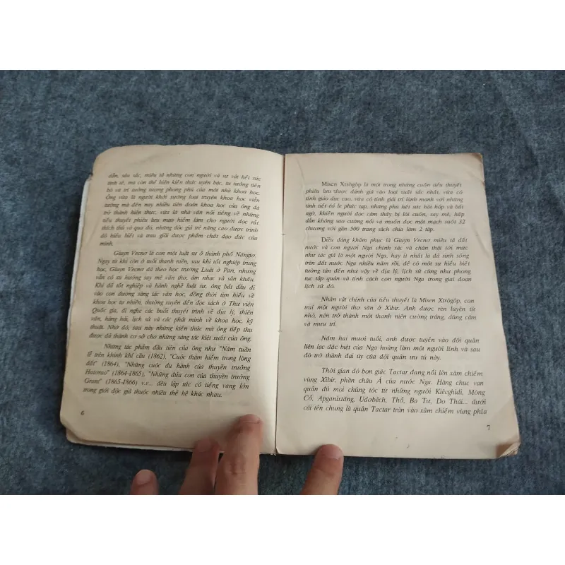 TÌNH YÊU QUA 6 NGHÌN DẶM - GIUYN VECNƠ 574614