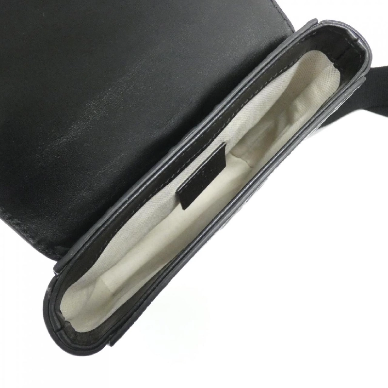 Túi đeo hông Gucci 631339 1W3CN 609841