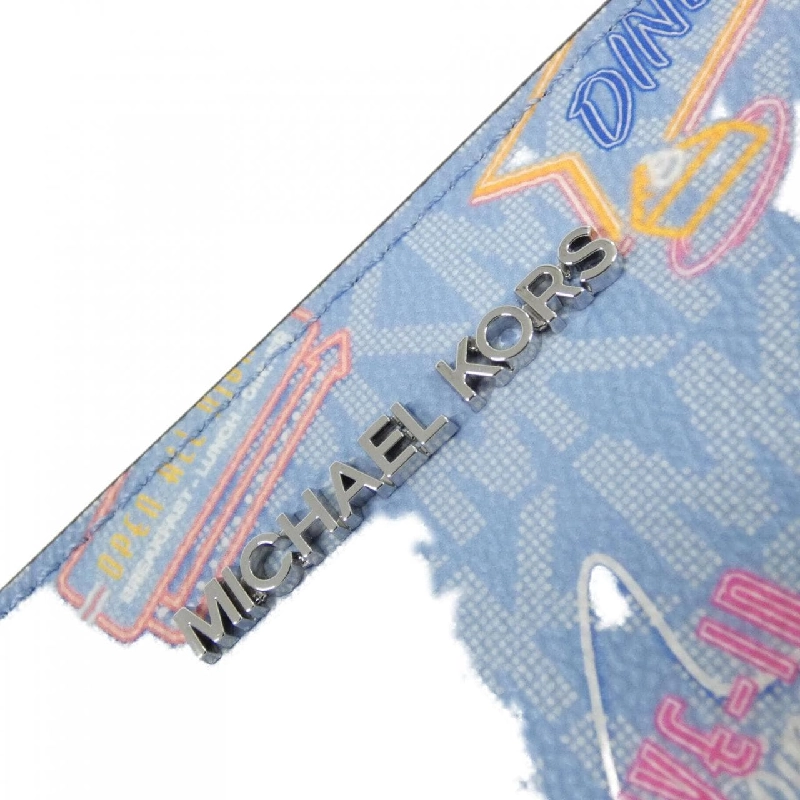 【新品】Michael Michael Kors JET SET TRAVEL 35T5STVF6V ví 620268