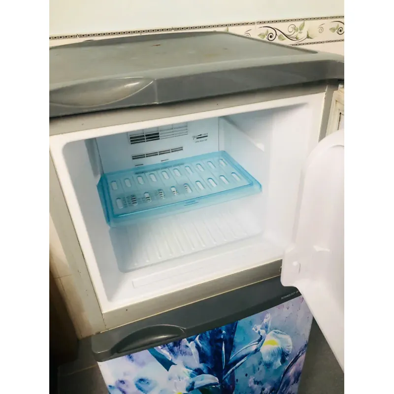 Tủ lạnh International 140 lít còn mới 763555