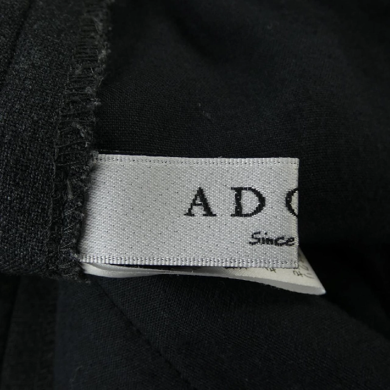 Quần ADORE - Hàng hiệu Authentic 817493