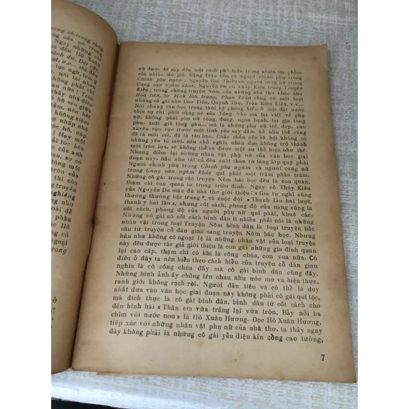 Thơ Hồ Xuân Hương 995278