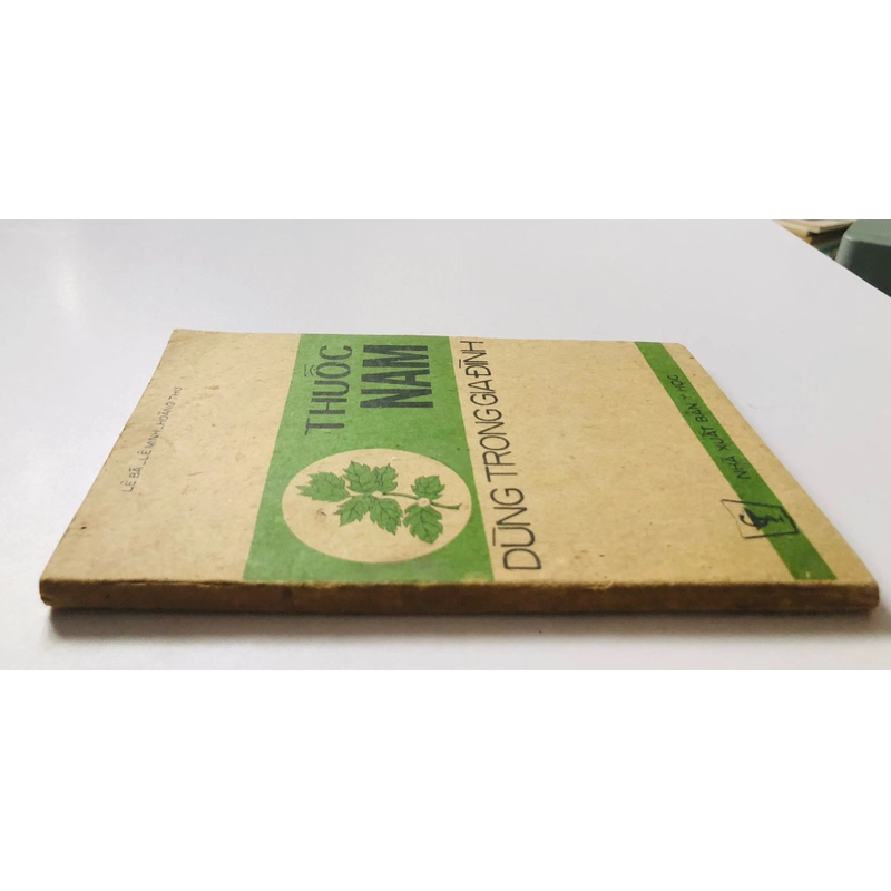 THUỐC NAM TRONG GIA ĐÌNH  - 85 trang, nxb: 1987 360289