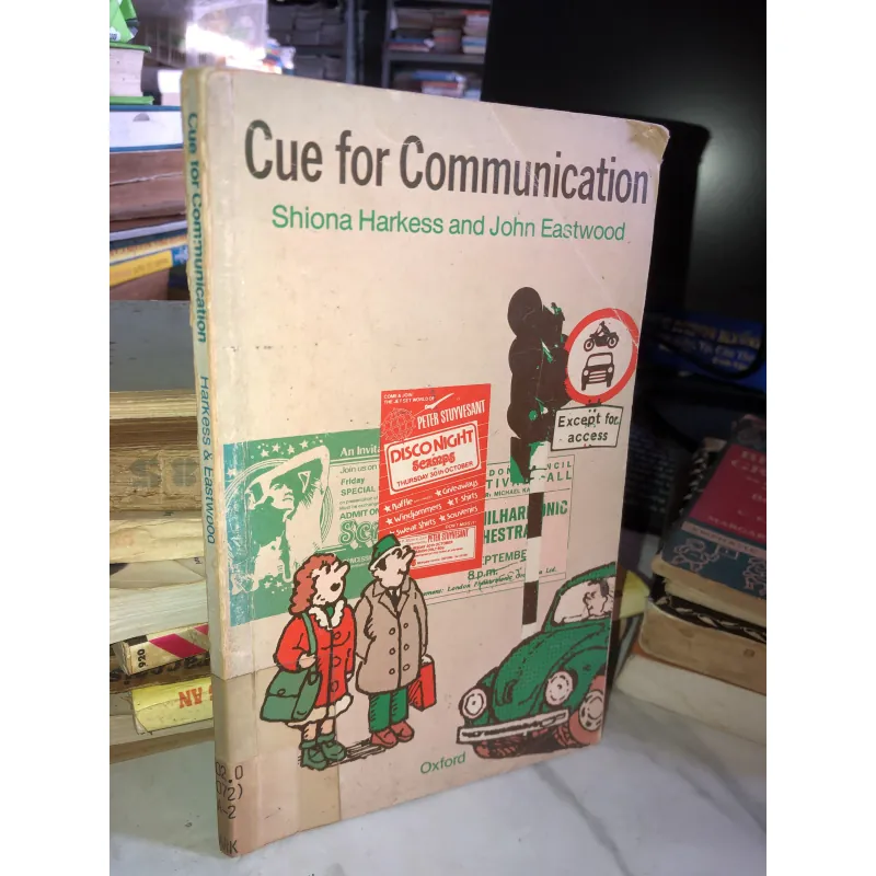 Cue for Communications - Shiona Harkess and John Eastwood 1002965