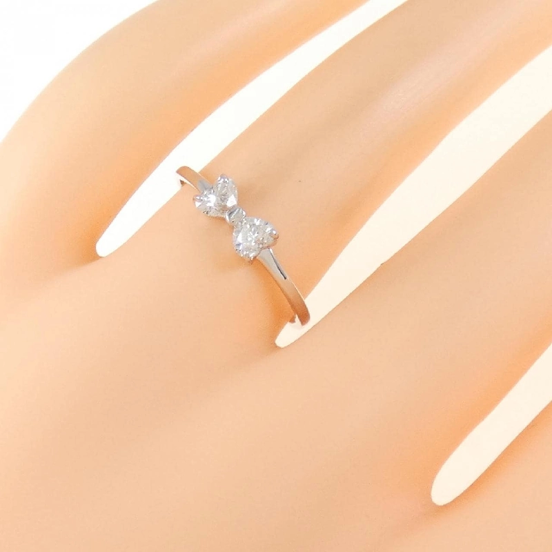 Nhẫn kim cương K18WG hình ruy băng 0.36CT 667875