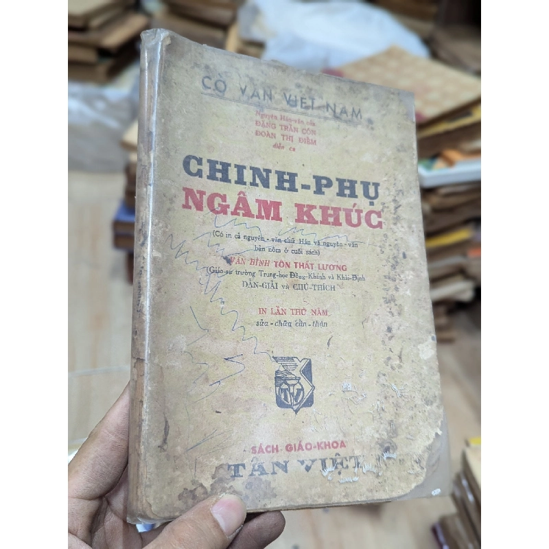 Chinh Phụ Ngâm Khúc - Tôn Thất Lương dẫn giải và chú thích 132928