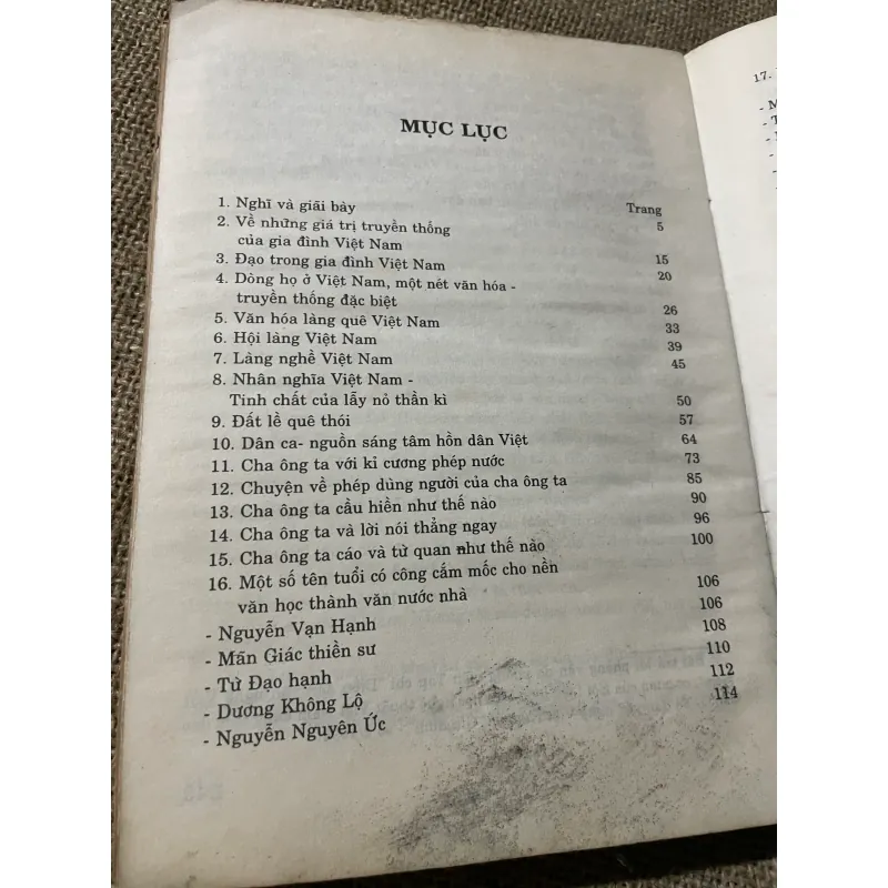 VĂN QUÂN - VỀ CÁC GIÁ TRỊ DÂN TỘC 573671