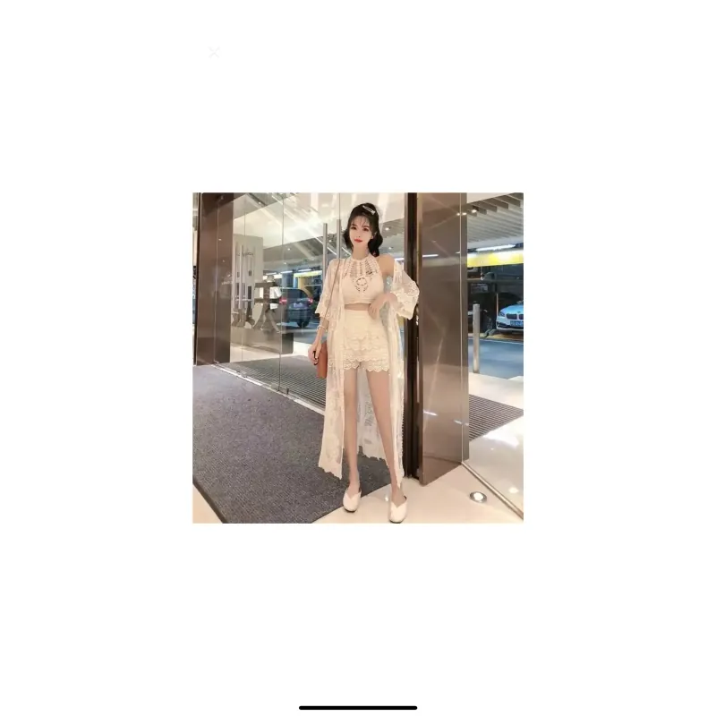 Trang phục bikini váy áo ren màu trắng dáng lưới phù hợp đi biển 1024404