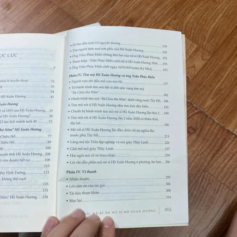 Giải mã bí ẩn Hồ Xuân Hương 1004765