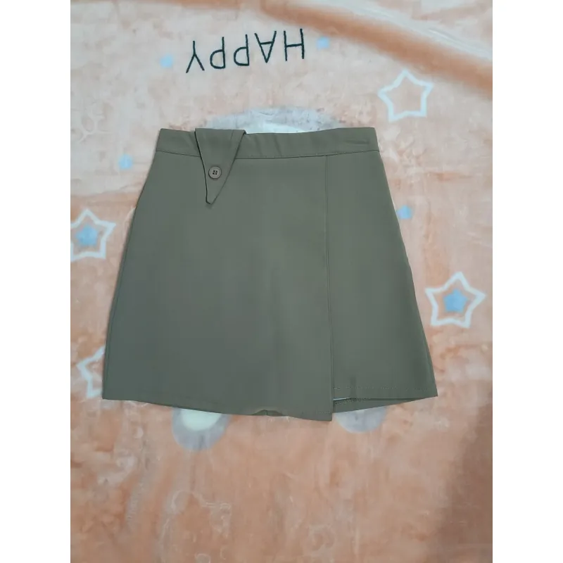 Chân váy chữ A màu xanh rêu size S. 1005929
