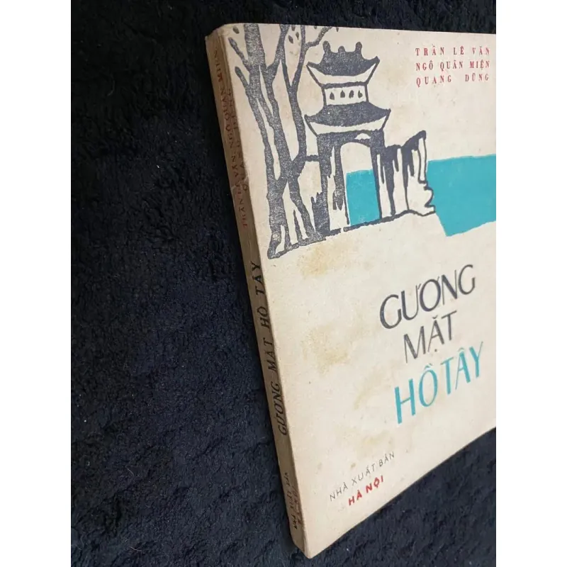 Gương mặt Hồ Tây- nhiều tác giả, chất lượng sưu tầm 1027711