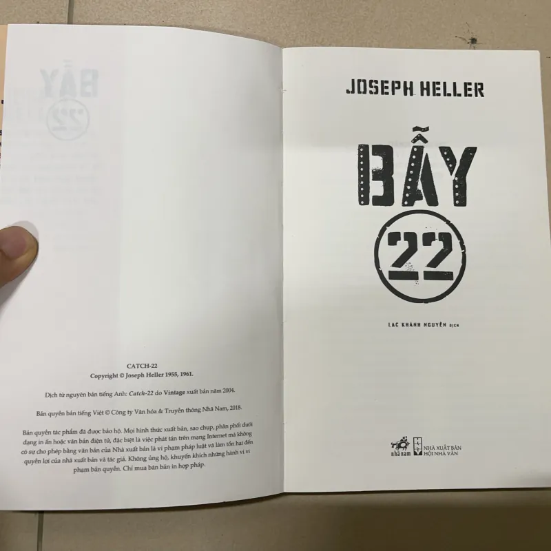 Bẫy 22 - Joseph Heller   1022092