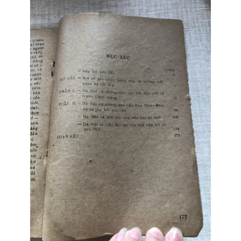 Một số nhà văn Việt Nam hôm nay với Hà Nội 992390