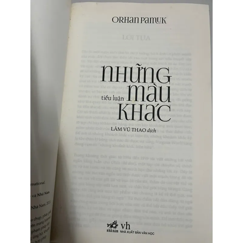 Những màu khác - Orhan Pamuk - Tập tiểu luận 931929