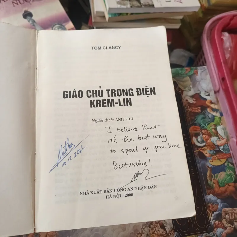 Giáo Chủ Trong Điện Krem Lin- Tom Clancy 549928