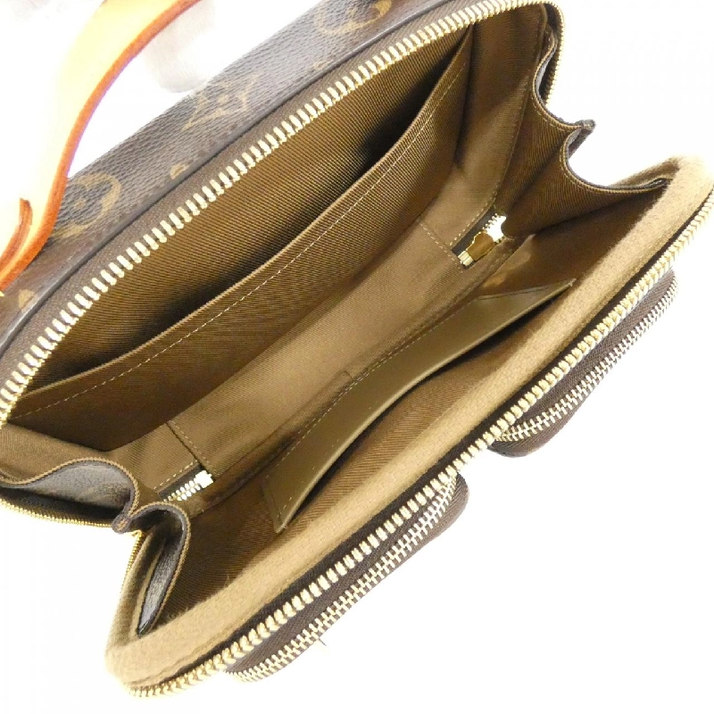 Túi đeo chéo Louis Vuitton Monogram Utility M80446 609235