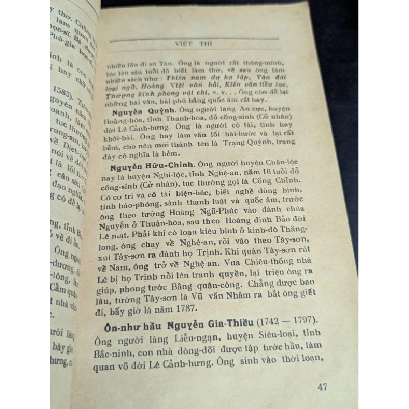 Việt thi - Lệ Thần Trần Trọng Kim 795502