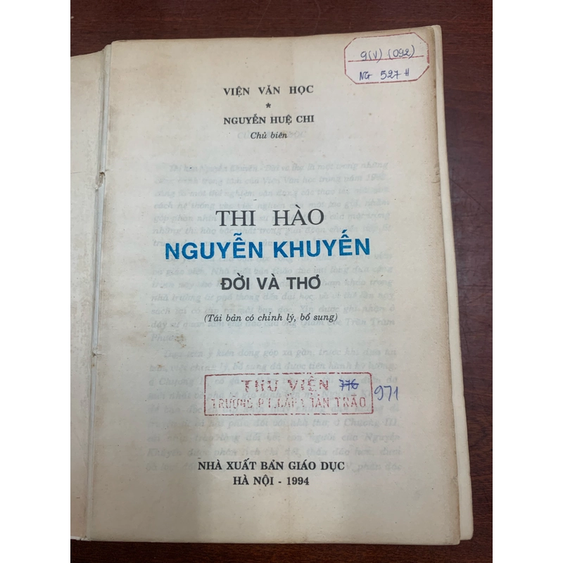 Thi hào Nguyễn Khuyến đời và thơ  297210