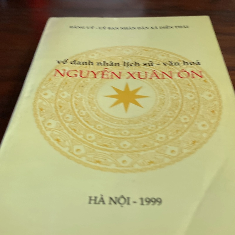 VỀ DANH NHÂN LỊCH SỬ - VĂN HÓA NGUYỄN XUÂN ÔN (XB 1999) 493289