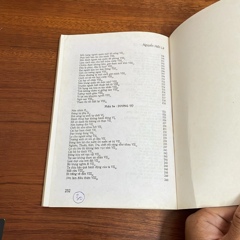 II Tựa sách: Liệt Tử Dương Tử - Nguyễn Hiến Lê - 2002 496891