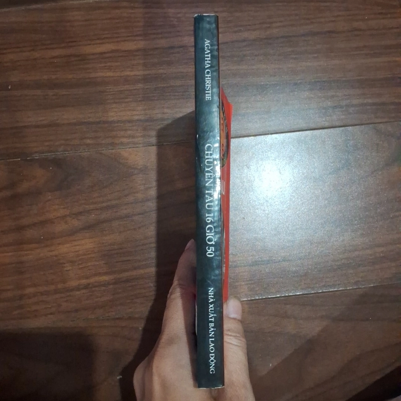 Chuyến tàu 16 giờ 50 526299