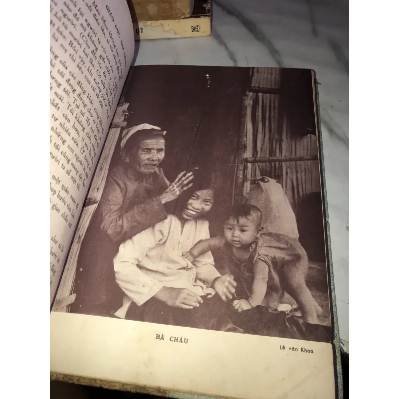 Giáo dục nhi đồng - Lê Văn Khoa  990658