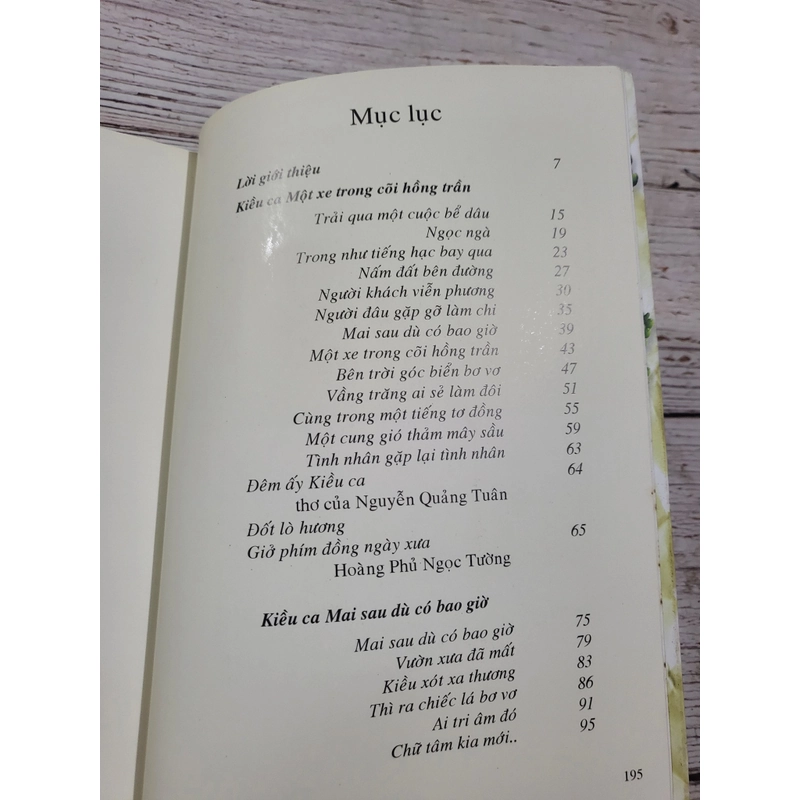 Kiều Ca ( Phạm Thiên Thư, Trường Thìn phổ thơ) 328972