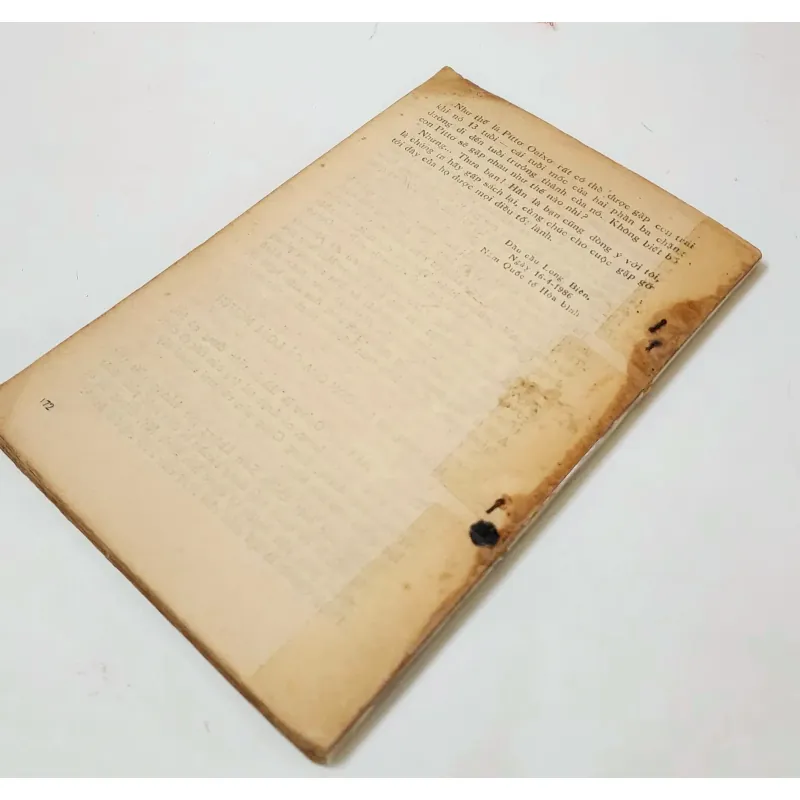 Tiểu thuyết LẦN ĐỐI THOẠI THỨ HAI (hay là MỘT NGƯỜI MỸ MẤT TÍCH - Văn Chinh 785469