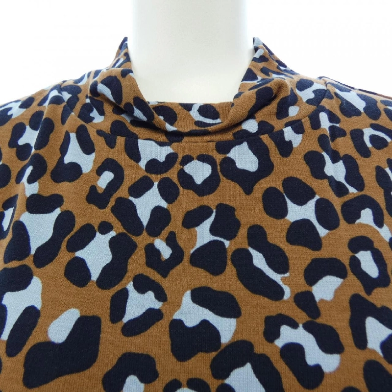 Áo thun Laurel - Hàng hiệu Authentic 627876