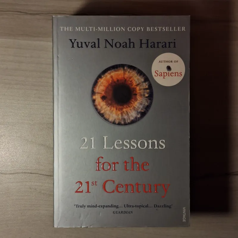 Yuval Noah Harari - Sapiens: A Brief History of Humankind (Vintage ố cạnh) 933934