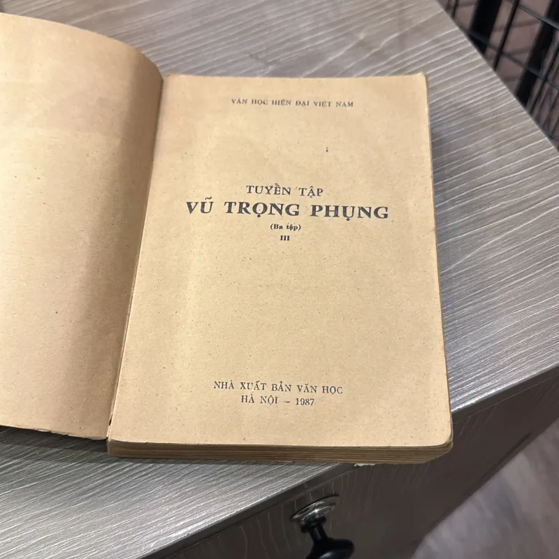 Tuyển tập Vũ Trọng Phụng - Tập 2 - Nxb Văn học HN 1987 996276