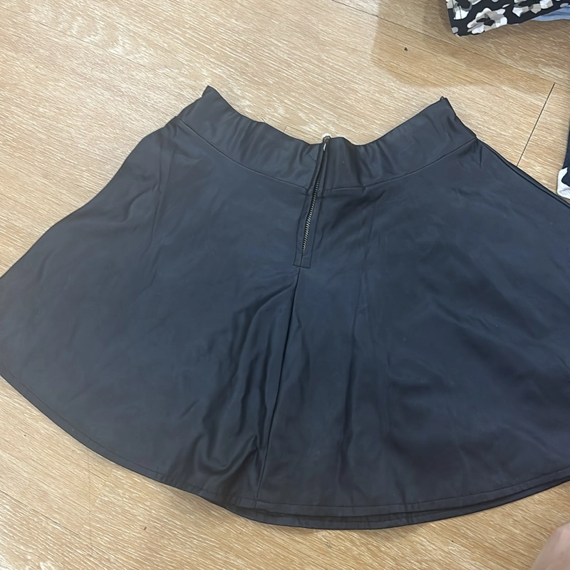 Quần short nữ và chân váy ngắn chữ A 503109