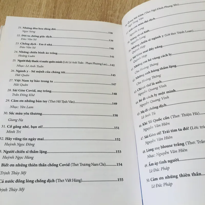 CÂY KÈN VÀ CHIẾC KHẨU TRANG – TÁC PHẨM NGHỆ THUẬT MÙA COVID 📚 973688