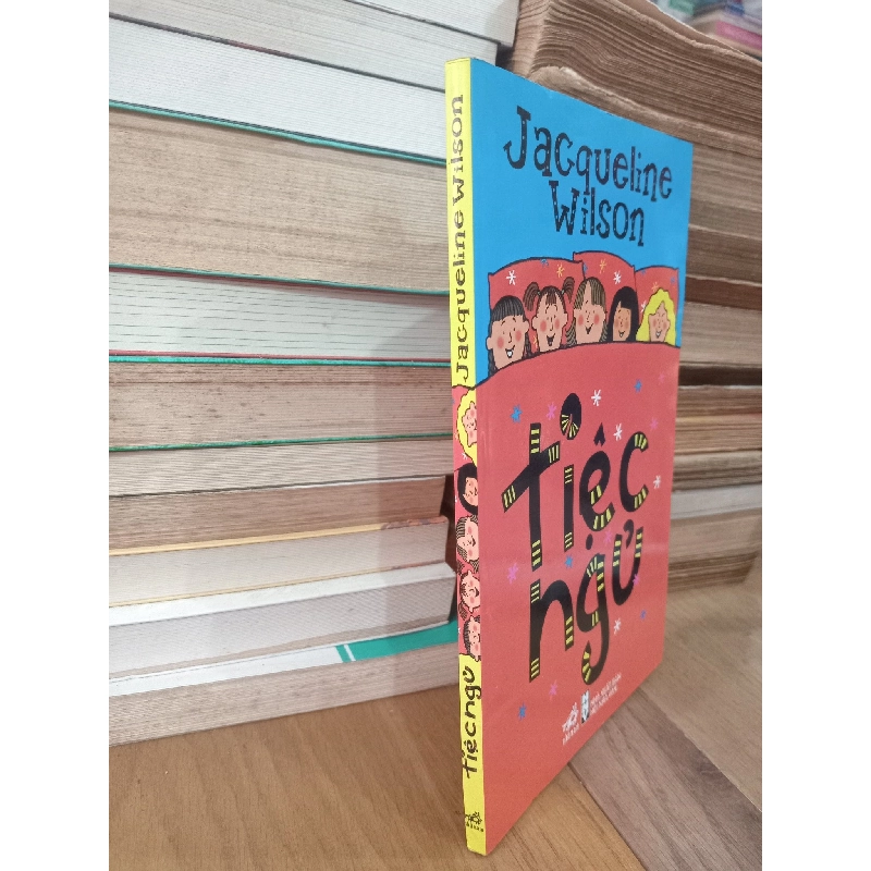 Tiệc ngủ - Jacqueline Wilson 961743