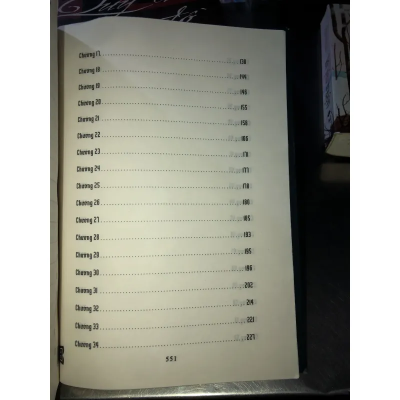 Vòng hoa cúc - Sharon Bolton  1001943