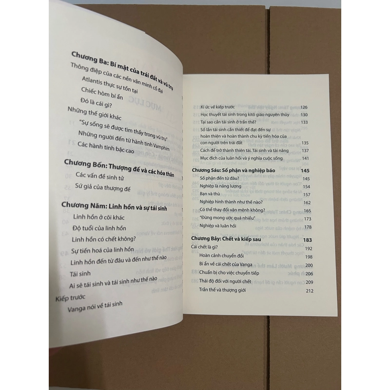 Nhà tiên tri VANGA và vũ trụ huyền bí 478199