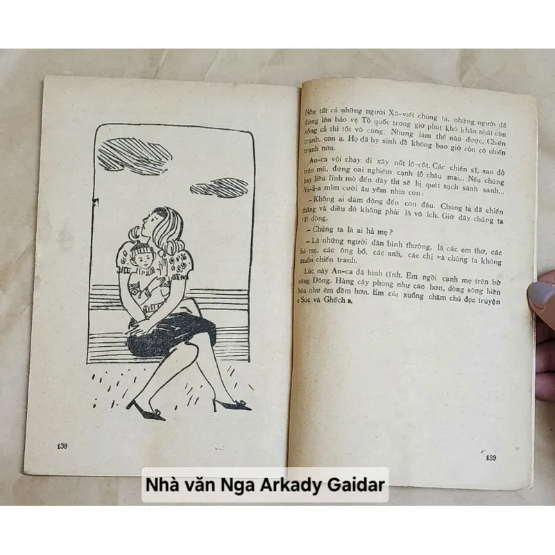 NXB Kim Đồng - nhà văn Nga Arkady Gaidar (tranh vẽ minh họa) 706904