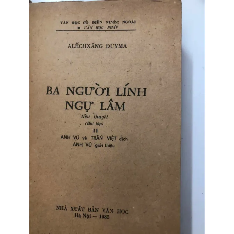 Ba người lính ngự lâm – Alexandre Dumas 998403